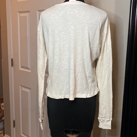 Re/Done Originals LS Thermal Tee Shirt in Vintage White Round neck NWOT Small - Picture 7 of 10